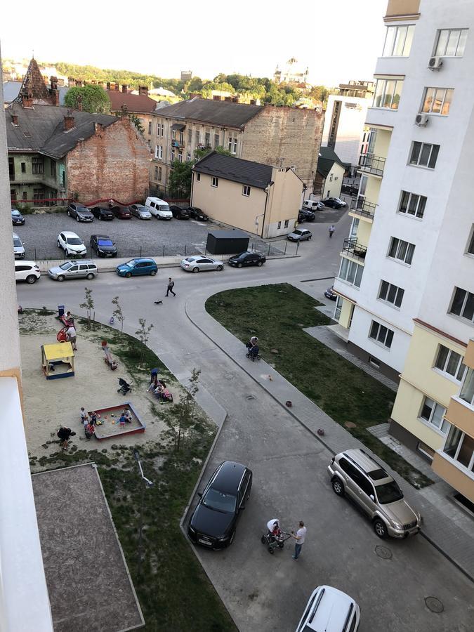 Bon Apetit Apartament Lviv Buitenkant foto