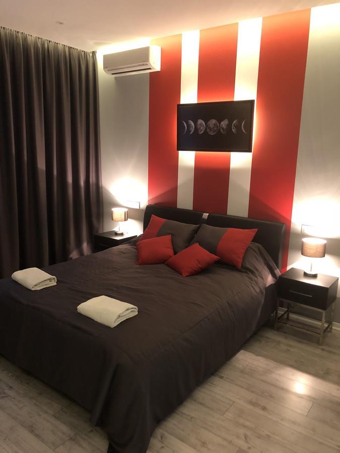 Bon Apetit Apartament Lviv Buitenkant foto